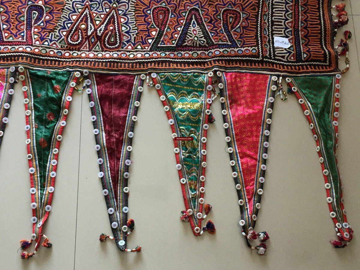 984 Vintage Rabari Embroidery Toran Door Decor Textile – WOVENSOULS ...