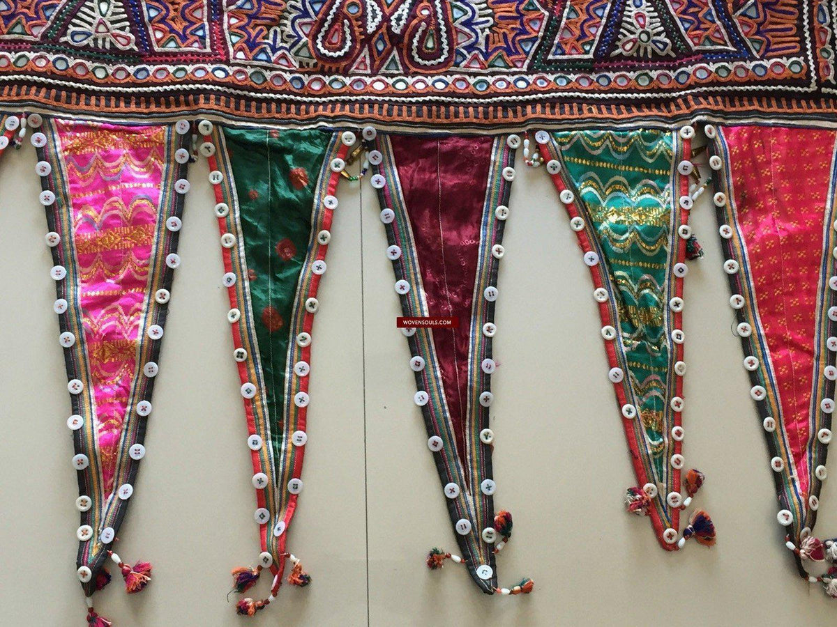 984 Vintage Rabari Embroidery Toran Door Decor Textile – WOVENSOULS ...