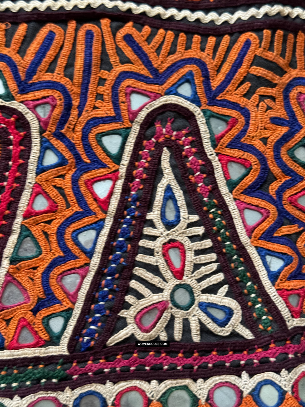 984 Vintage Rabari Embroidery Toran Door Decor Textile – WOVENSOULS ...
