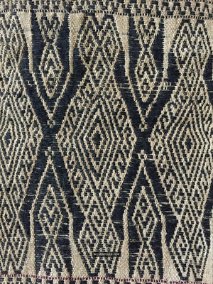 1032 Antique Batak Shaman Head Cloth - WOVENSOULS Antique Vintage Art Interior Decor