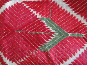 446 Excelente antigua Thirma Bagh Phulkari Motivo de rosa textil