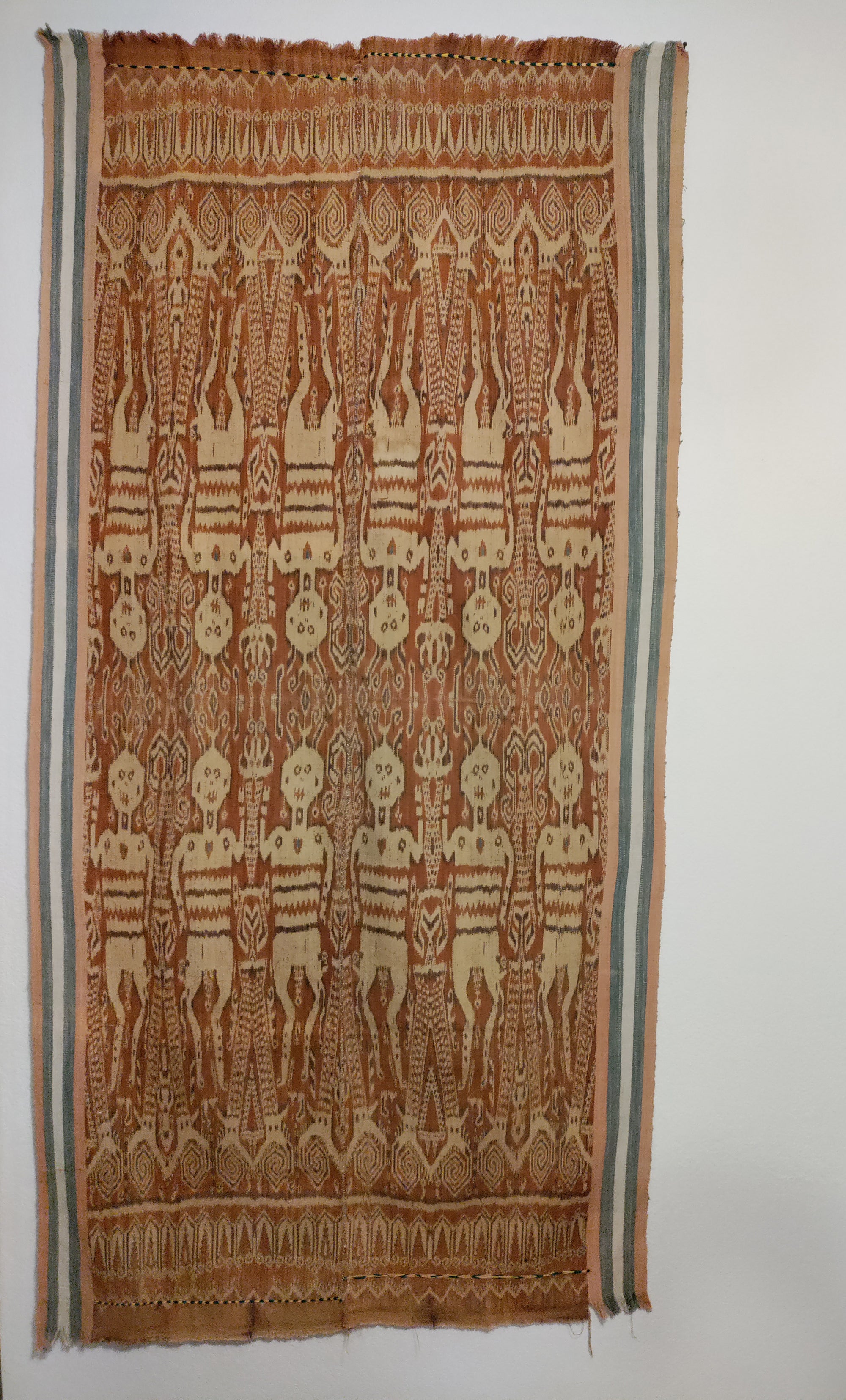 E-1005 Old Iban Ikat Textile