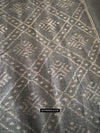 1679 Sciarpa Ikat in seta tessuta a mano