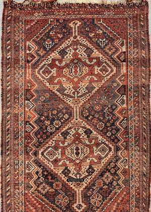 1074 Antique Qashqai Rug