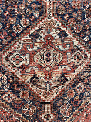 1074 tapis antique Qashqai