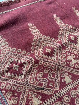 1834 Vendu Antique Iban cérémonial ikat - superbe motif de vigne + anneaux