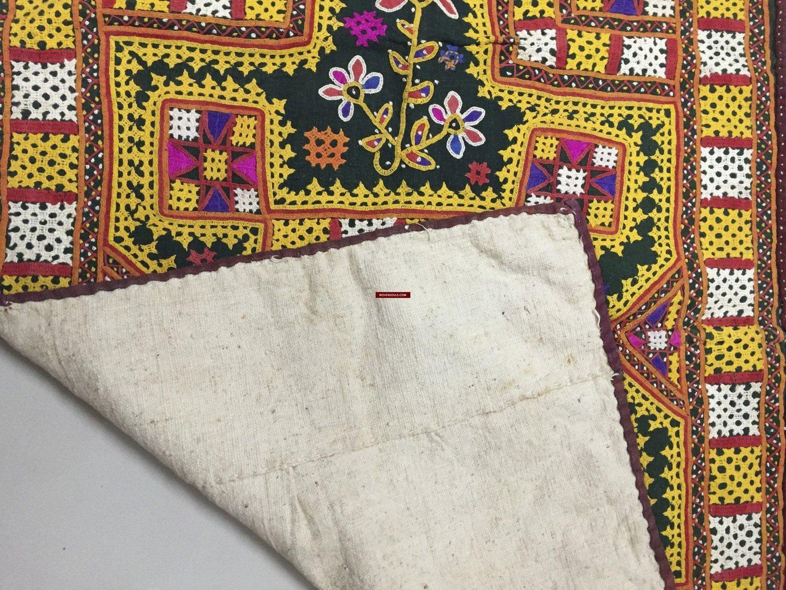 1019 Vintage Textilwiegentuch - Meisterwerk Stickerei Textilkunst aus Gujarat-WOVENSOULS-Antike-Vintage-Textilien-Kunst-Dekor