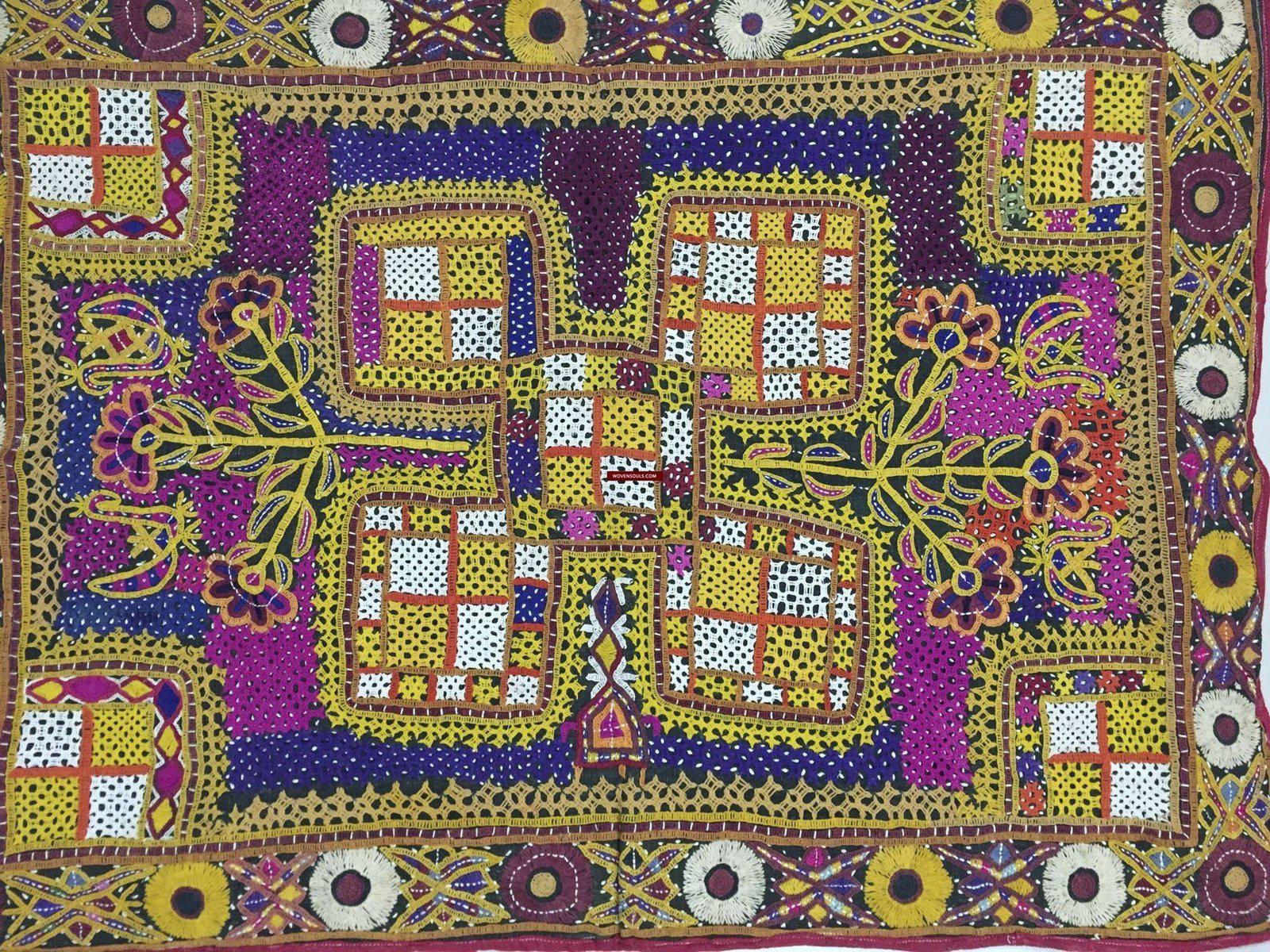 1021 SOLD Ghodiyu Cradle Cloth Hammock - Masterpiece from Gujarat-WOVENSOULS-Antique-Vintage-Textiles-Art-Decor