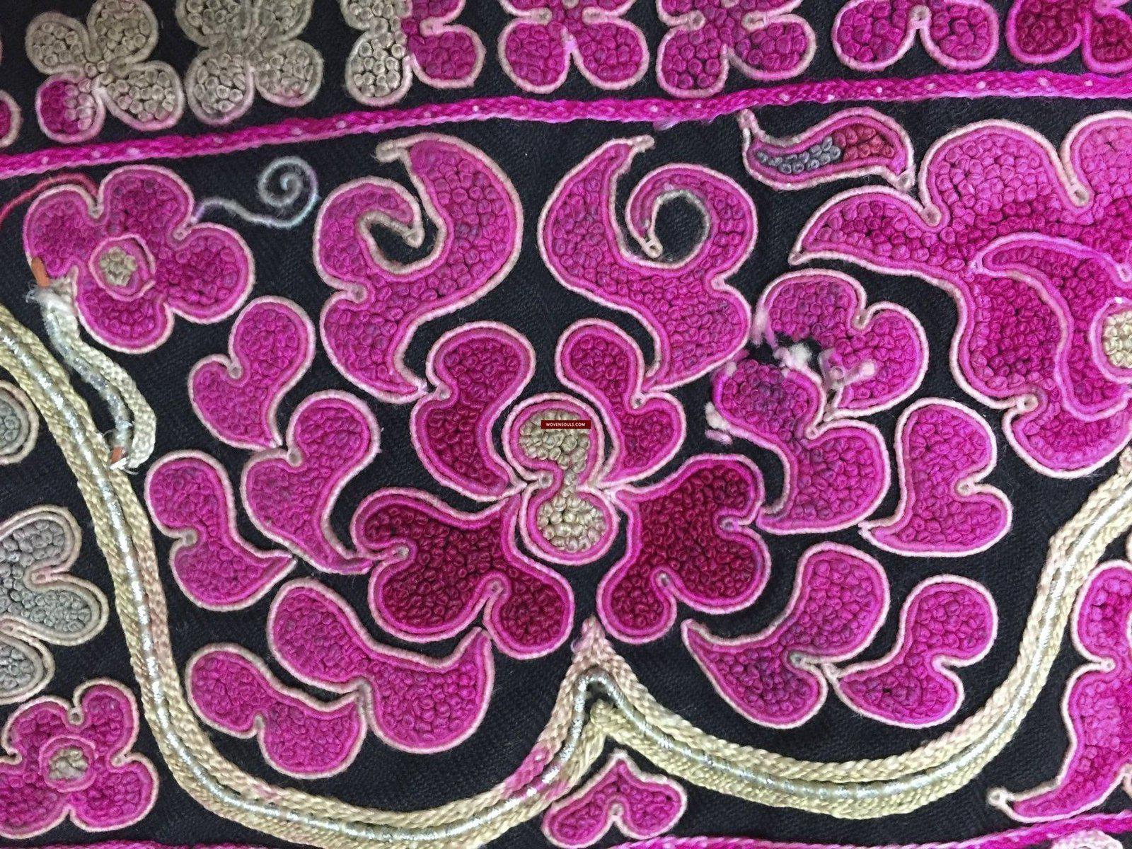 1026 Old Chinese Ethnic Minority Embroidery Belt-WOVENSOULS-Antique-Vintage-Textiles-Art-Decor