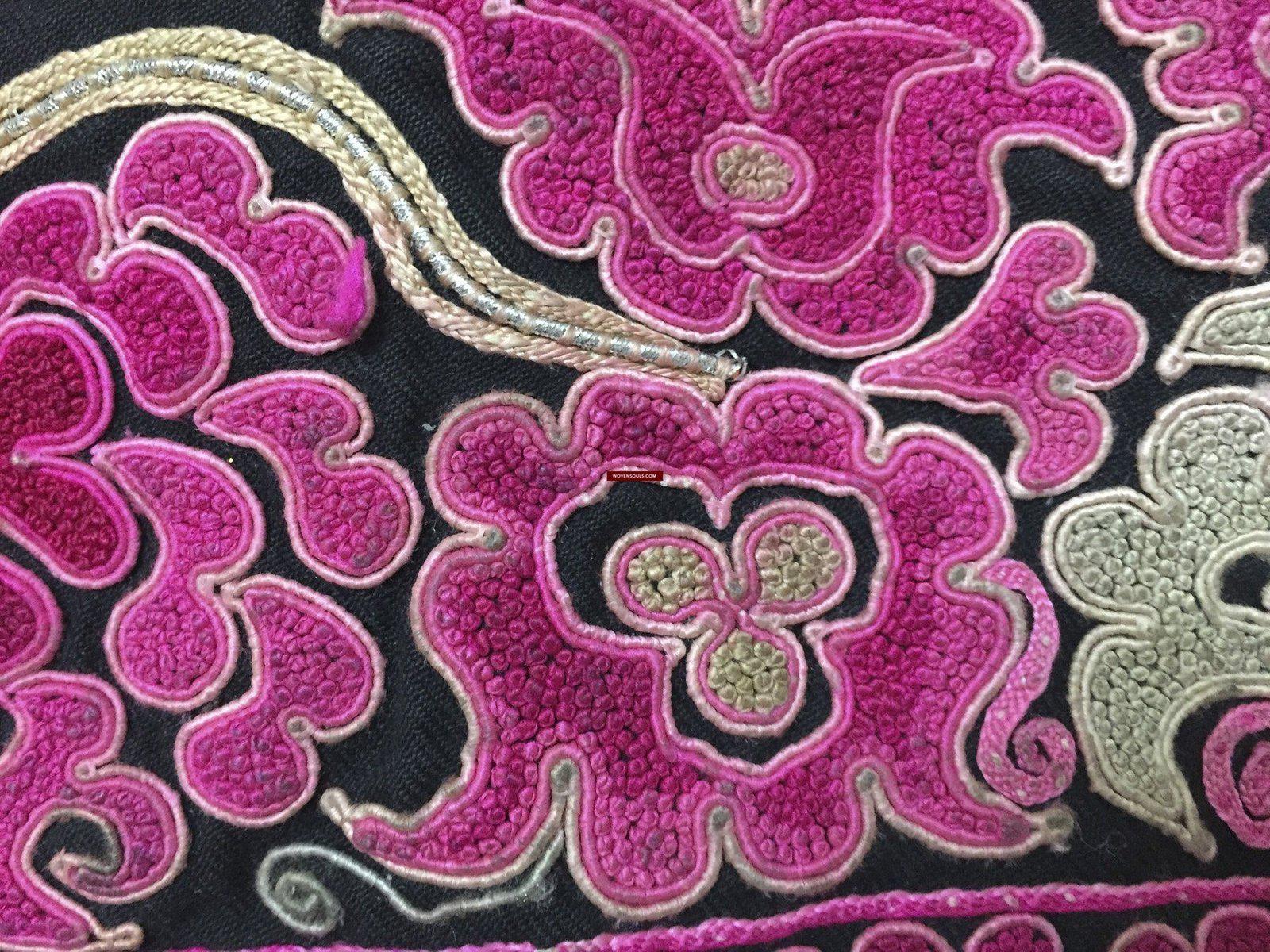 1026 Old Chinese Ethnic Minority Embroidery Belt-WOVENSOULS-Antique-Vintage-Textiles-Art-Decor