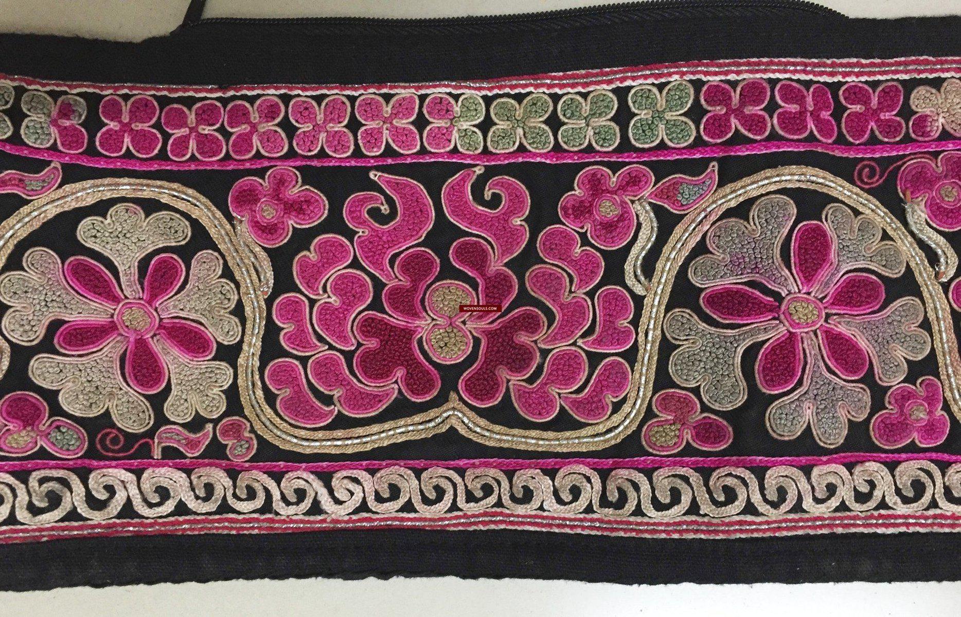 1026 Old Chinese Ethnic Minority Embroidery Belt-WOVENSOULS-Antique-Vintage-Textiles-Art-Decor