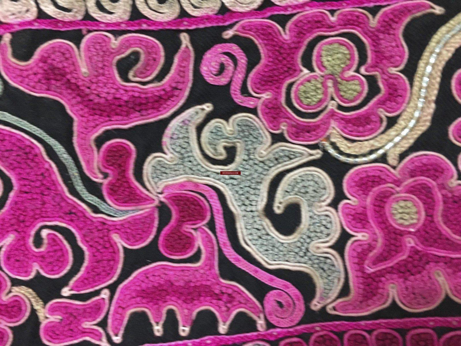 1026 Old Chinese Ethnic Minority Embroidery Belt-WOVENSOULS-Antique-Vintage-Textiles-Art-Decor