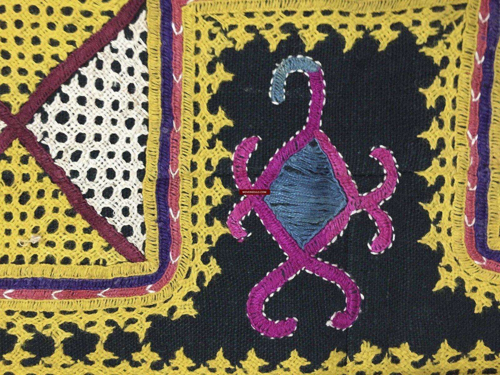 1030 Vintage Ghodiyu Wiege Tuch Stickerei Meisterwerk-WOVENSOULS-Antike-Vintage-Textilien-Kunst-Dekor