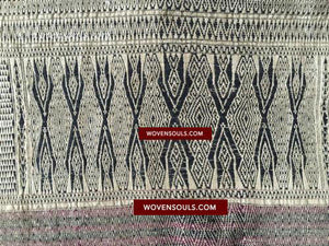 1032 Antique Batak Shaman Head Cloth - Monumental Example of Batak Weaving-WOVENSOULS-Antique-Vintage-Textiles-Art-Decor