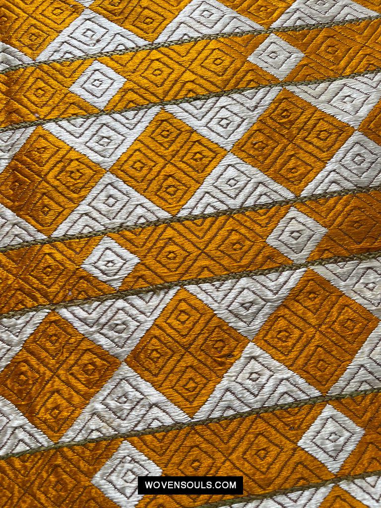 1105 Superb Barfi Bagh Phulkari-WOVENSOULS Antique Textiles &amp; Art Gallery