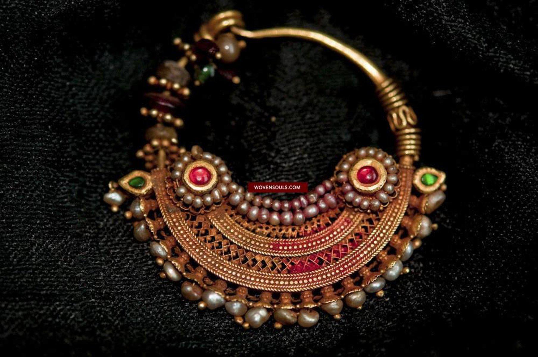1122 Old Gold Nath Indian Bride Nosering Jewelry-WOVENSOULS-Antique-Vintage-Textiles-Art-Decor
