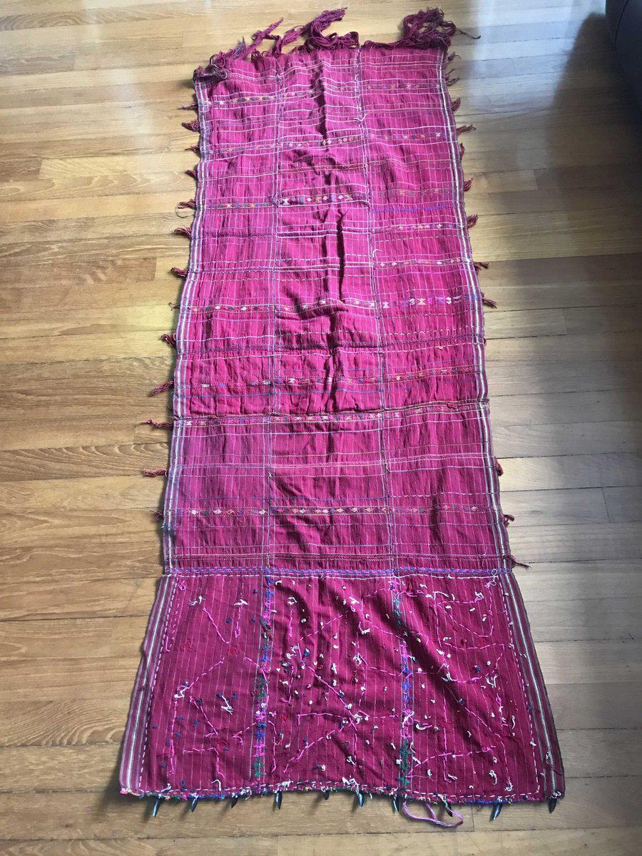 1246 RARE vintage Karen Hilltribe Priest Cérémonie Tissu d’épaule avec ailes de coléoptère irisées-WOVENSOULS-Antique-Vintage-Textiles-Art-Décor