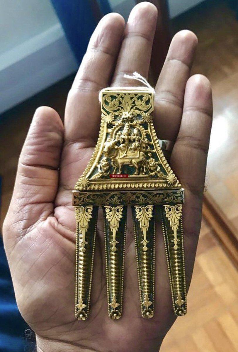 1256 - Old Gold Chettiar Wedding Thali Jewelry - Tamil Nadu-WOVENSOULS-Antique-Vintage-Textiles-Art-Decor