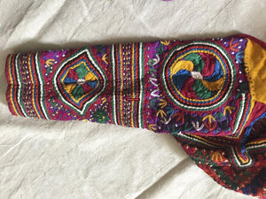 1265 Vintage Choli Blouse with Embroidery-WOVENSOULS-Antique-Vintage-Textiles-Art-Decor