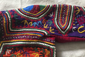 1267 Vintage Choli Blouse with Embroidery-WOVENSOULS-Antique-Vintage-Textiles-Art-Decor