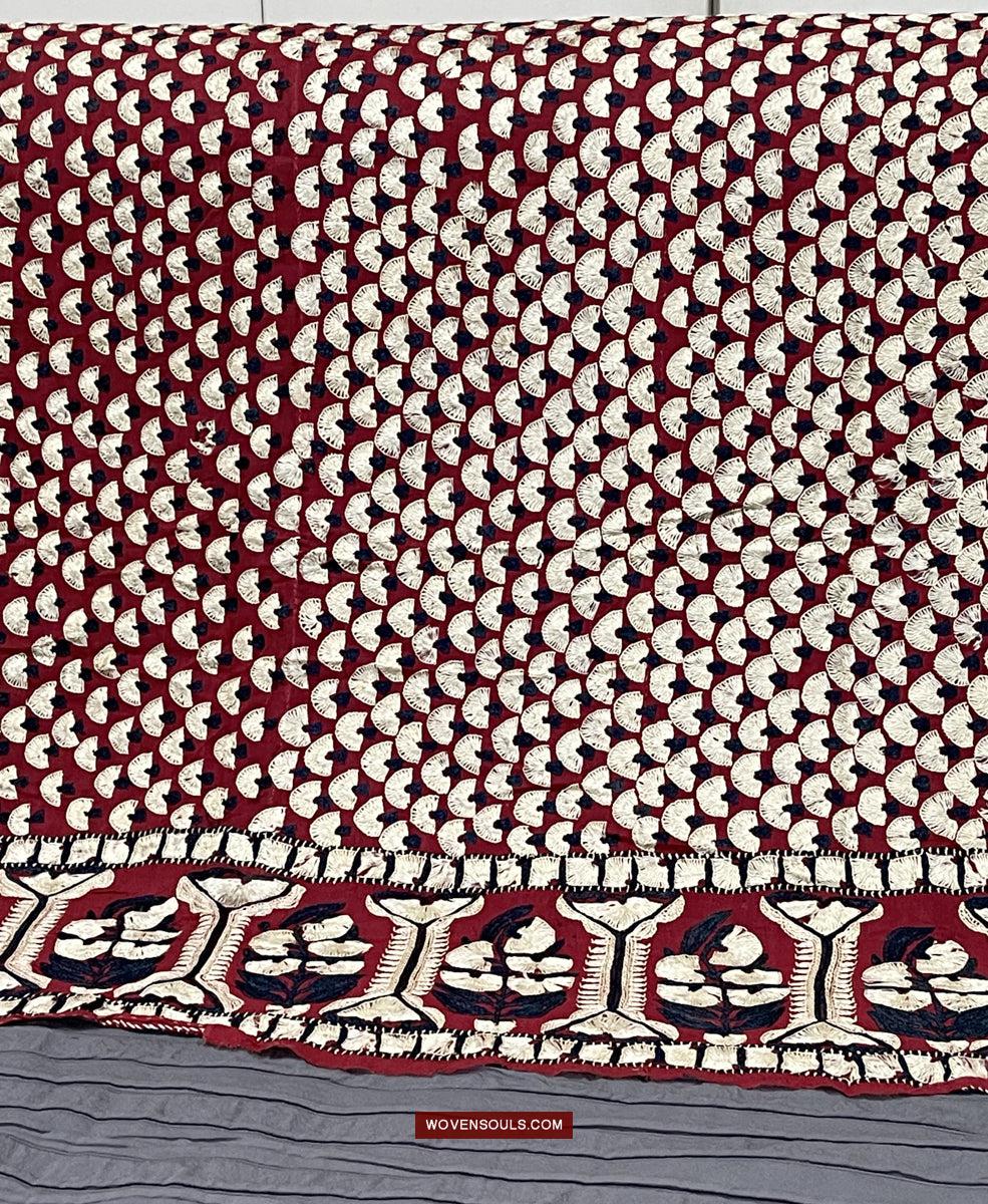 1364 Superb Antique Sindh Odhana Abochani Wedding Shawl - Deep Red Base-WOVENSOULS Antique Textiles &amp; Art Gallery