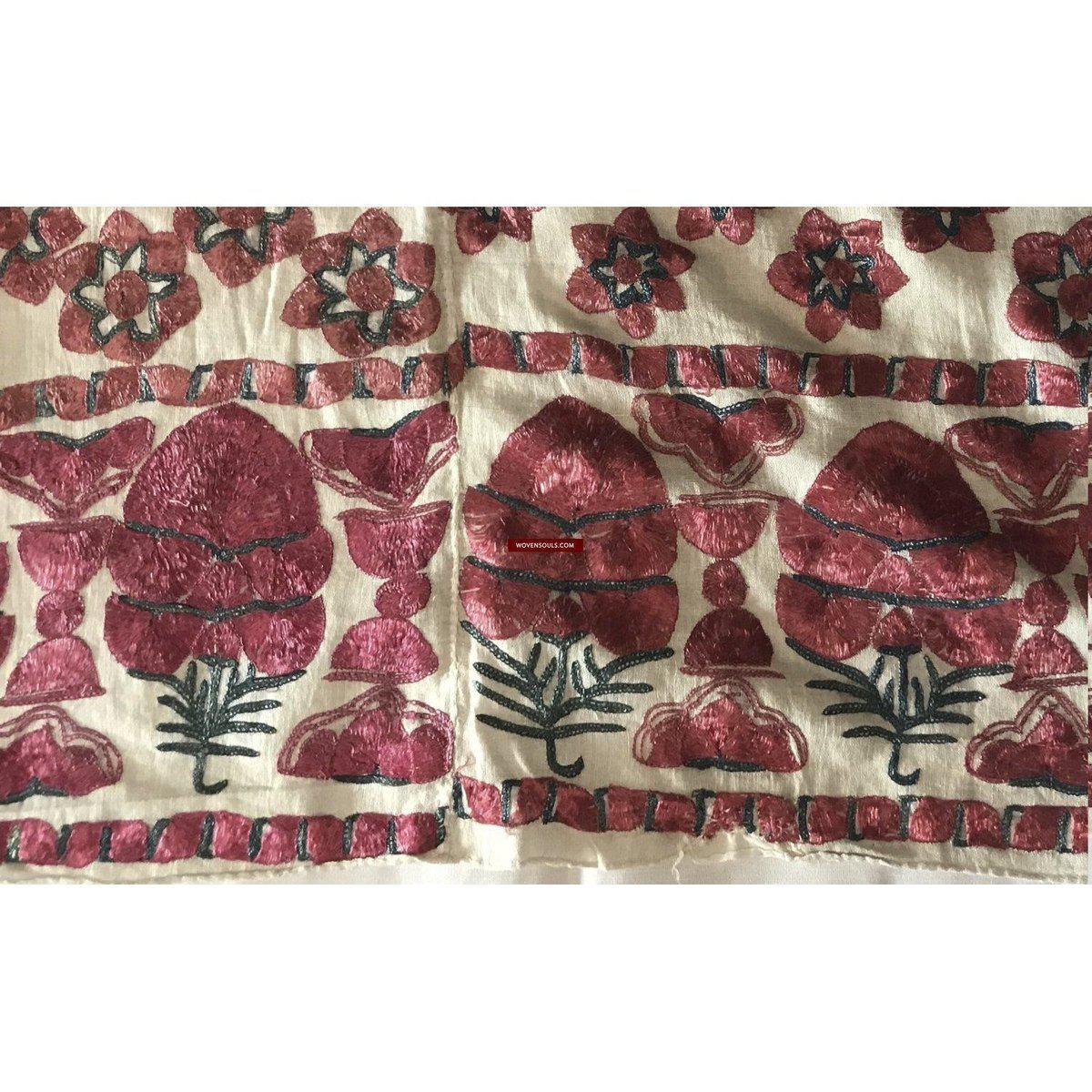 1365 Superb Old Sindh Odhana Abochani Wedding Shawl - Six Petalled Flowers-WOVENSOULS-Antique-Vintage-Textiles-Art-Decor