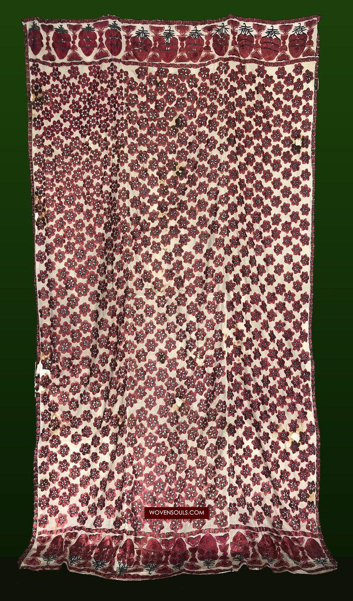 1365 Superb Old Sindh Odhana Abochani Wedding Shawl - Six Petalled Flowers-WOVENSOULS-Antique-Vintage-Textiles-Art-Decor