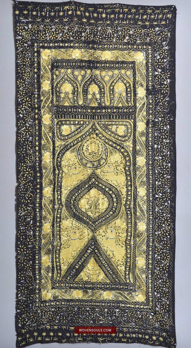 1397 Antique Deccan Ceremonial Offering Phulkari Textile - Lion Motifs-WOVENSOULS-Antique-Vintage-Textiles-Art-Decor