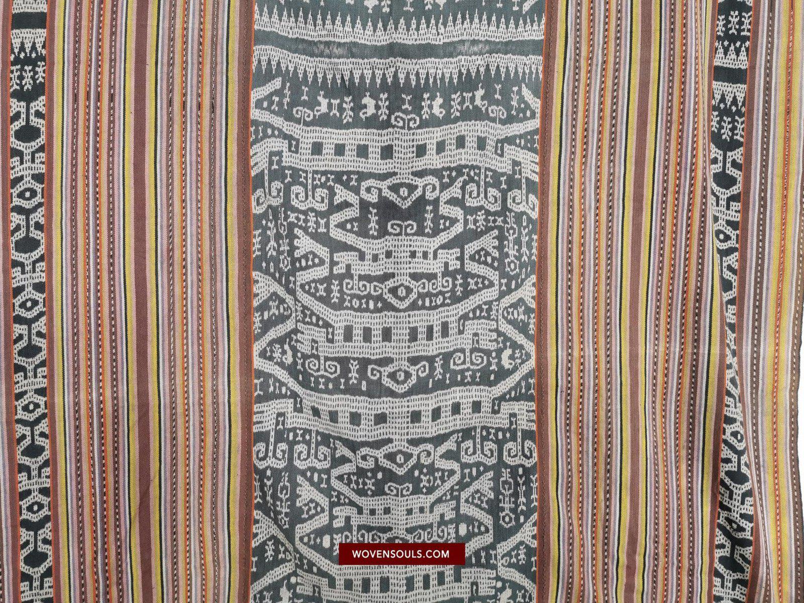 1451 Old Figurative Ikat Timor w Anthropomorphic figures-WOVENSOULS-Antique-Vintage-Textiles-Art-Decor