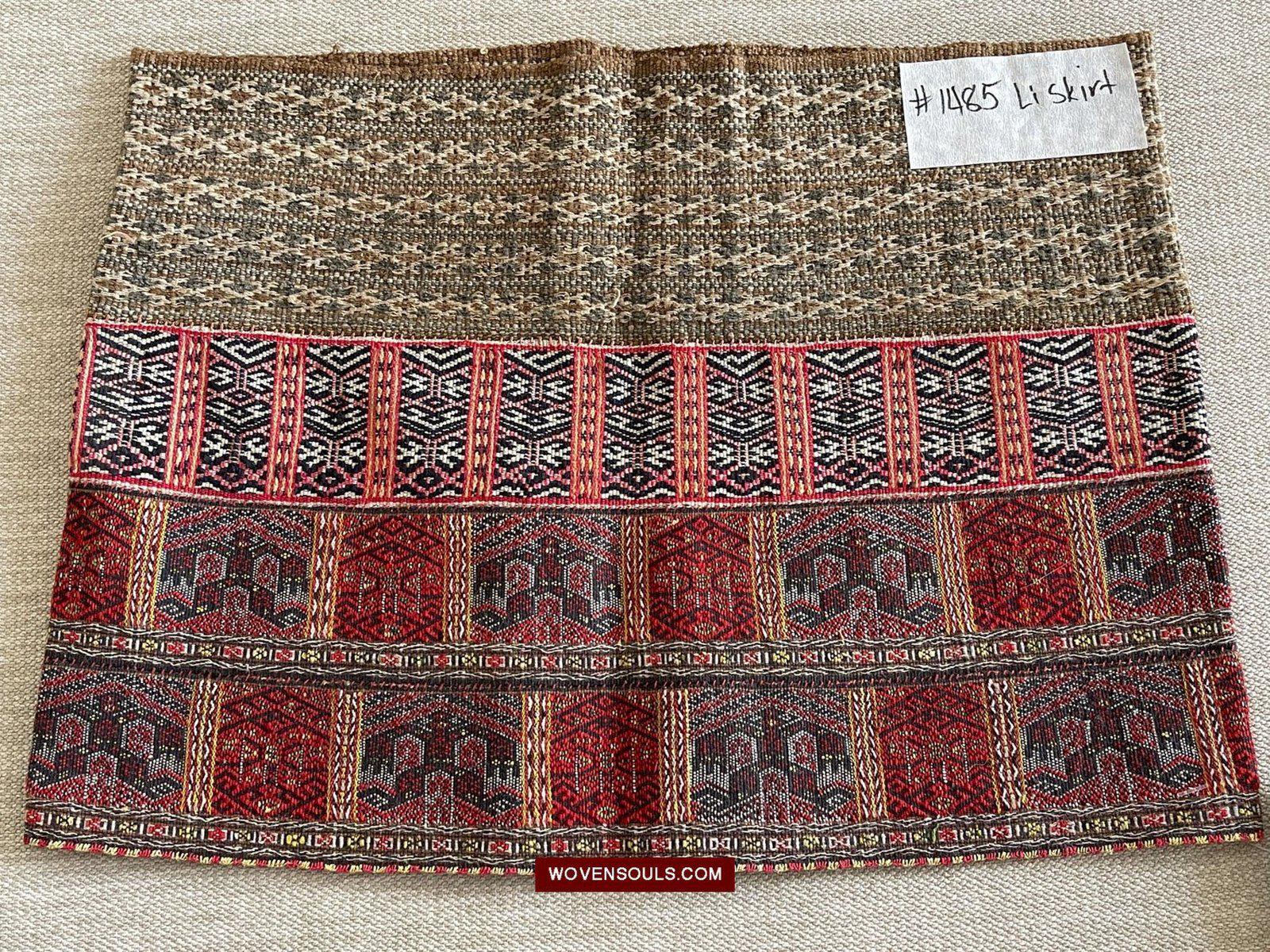 1485 Old Chinese Hainan Run Li Ethnic Minority Woven Skirt-WOVENSOULS-Antique-Vintage-Textiles-Art-Decor