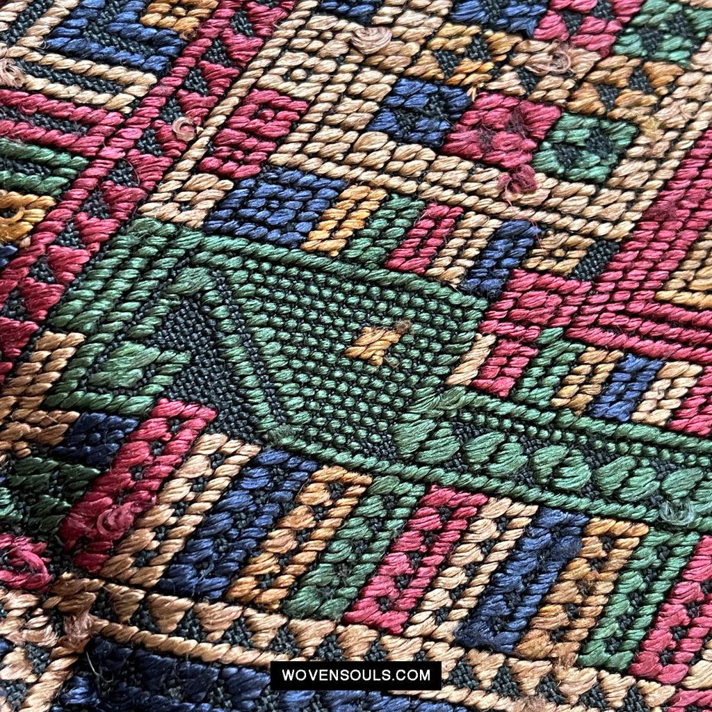 1572 Tissage cérémoniel de soie vintageArt textile du Laos-WOVENSOULS Textiles anciens et galerie d'art