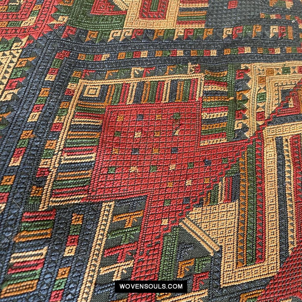 1573 Tissage cérémoniel de soie vintageArt textile du Laos-WOVENSOULS Textiles anciens et galerie d'art