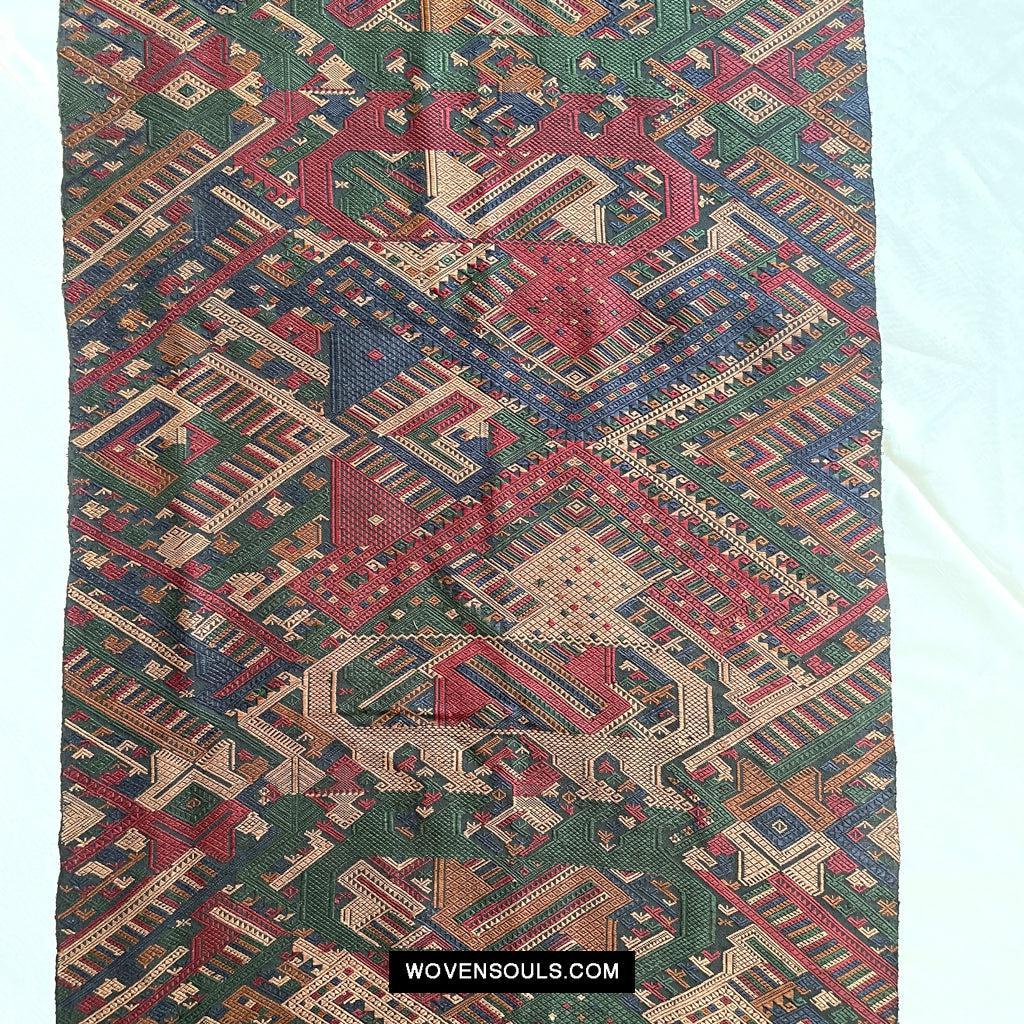 1573 Tissage cérémoniel de soie vintageArt textile du Laos-WOVENSOULS Textiles anciens et galerie d'art