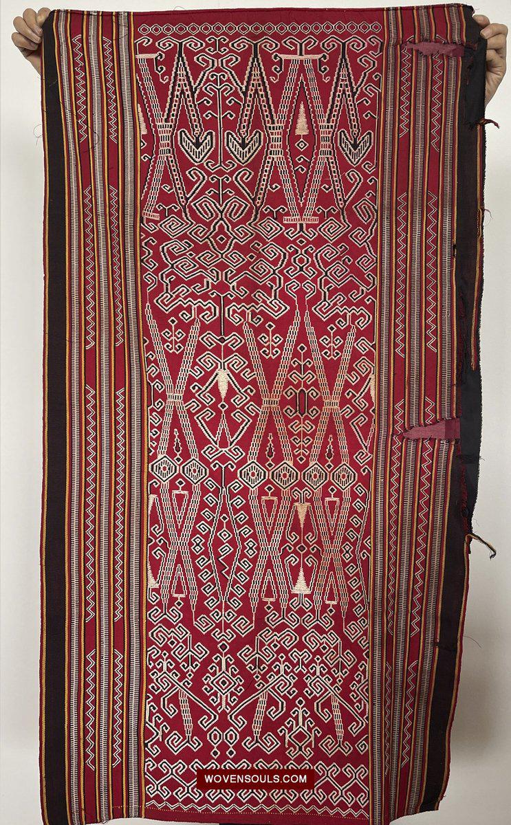 1584 Pua Sungkit tissé vintage de Bornéo-WOVENSOULS-Antique-Vintage-Textiles-Art-Décor