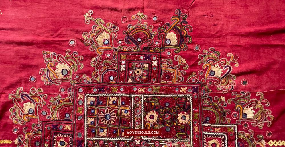 1607 Old Thar Rajasthan Wedding Odhana Shawl - Embroidery Bandhini & Mirrorwork-WOVENSOULS Antique Textiles &amp; Art Gallery
