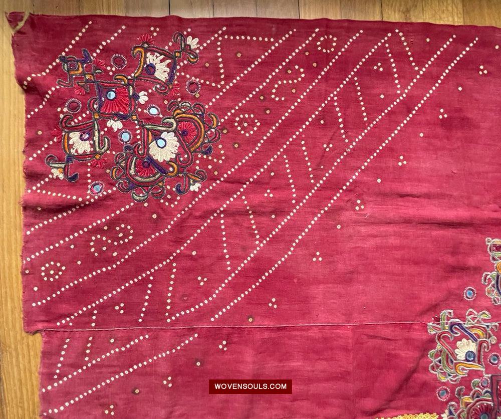 1607 Old Thar Rajasthan Wedding Odhana Shawl - Embroidery Bandhini & Mirrorwork-WOVENSOULS Antique Textiles &amp; Art Gallery