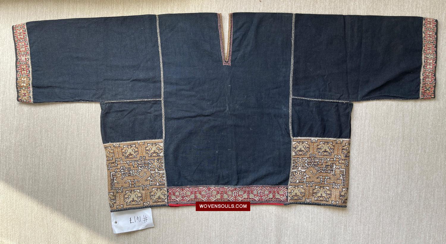 1617 Museum-Quality Old Chinese Hainan Run Li Ethnic Minority Woven Tunic Jacket-WOVENSOULS Antique Textiles &amp; Art Gallery