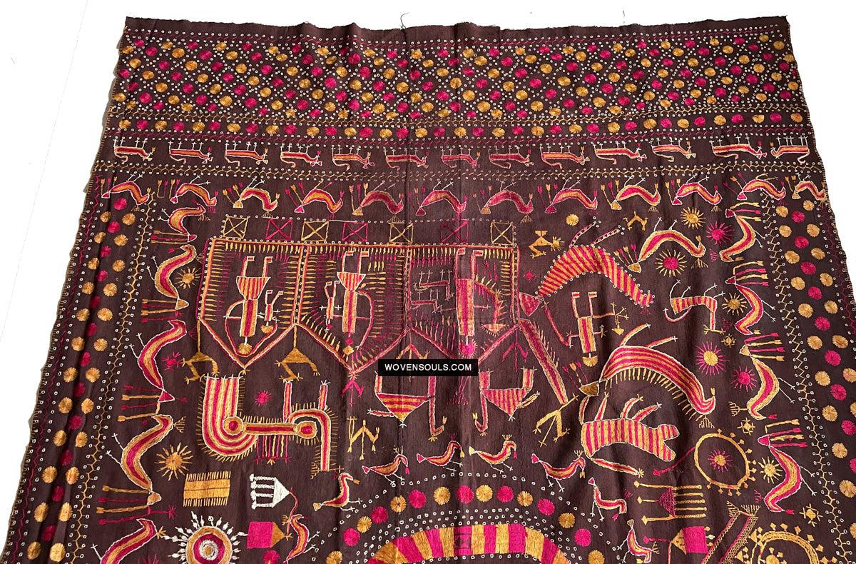 1674 Rare Sainchi Phulkari Embroidery Textile from Punjab-WOVENSOULS Antique Textiles &amp; Art Gallery