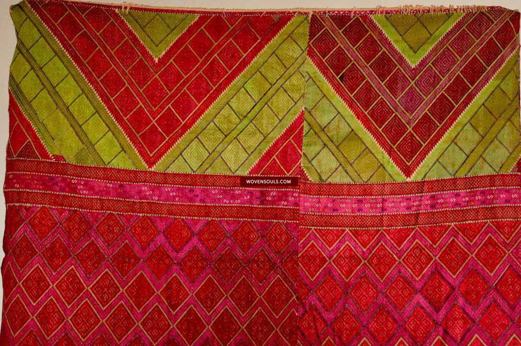 577 SOLD Swat Valley Thirma Phulkari Bagh with Lehariya Border-WOVENSOULS-Antique-Vintage-Textiles-Art-Decor