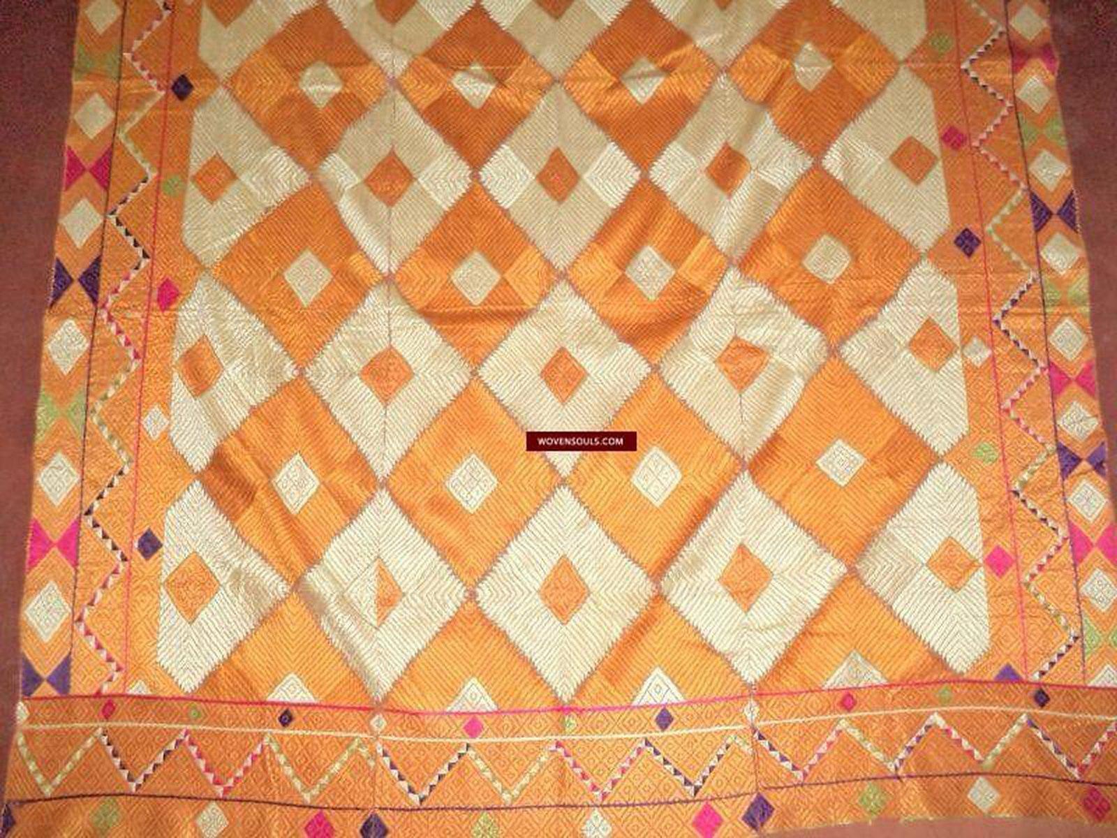 670 Patanga Bagh Phulkari Indian Textile Art Embroidery SIlk-WOVENSOULS-Antique-Vintage-Textiles-Art-Decor