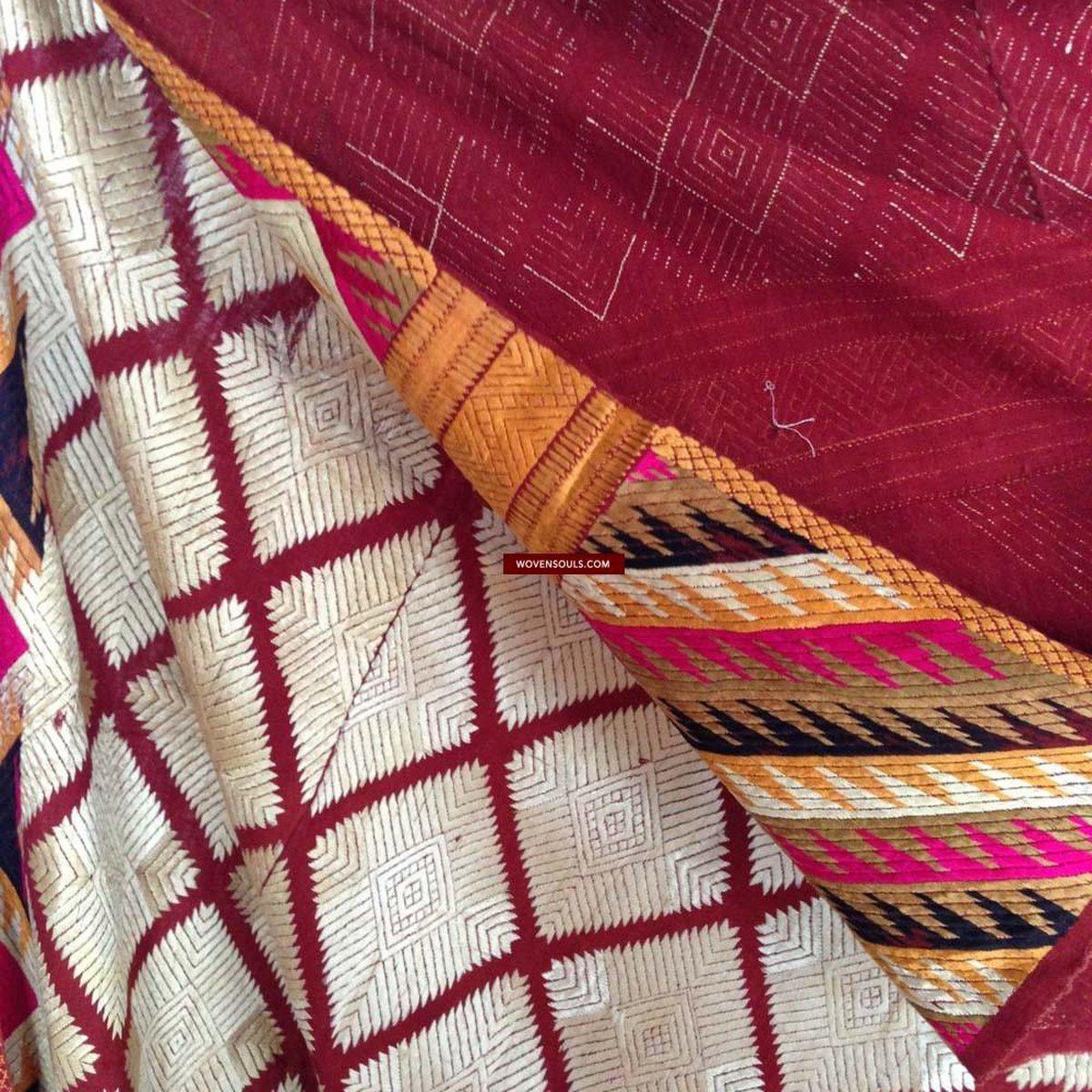 673 White Chand Bagh Lehariya Border Phulkari Indian Textiles-WOVENSOULS-Antique-Vintage-Textiles-Art-Decor