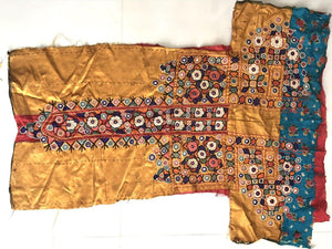 687 Vintage Sind Silk Dress Front Embroidery Textile Art-WOVENSOULS-Antique-Vintage-Textiles-Art-Decor