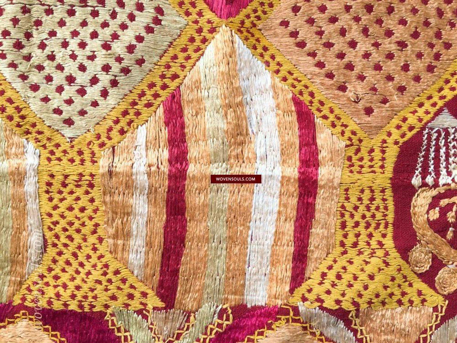 810 Darshan Dwar Phulkari Bagh textile-WOVENSOULS-Antique-Vintage-Textiles-Art-Decor