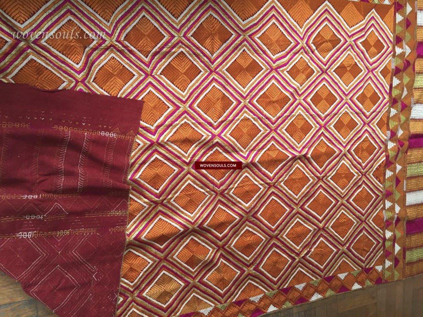 819 Bagh Phulkari - Diamonds with Borders-WOVENSOULS-Antique-Vintage-Textiles-Art-Decor