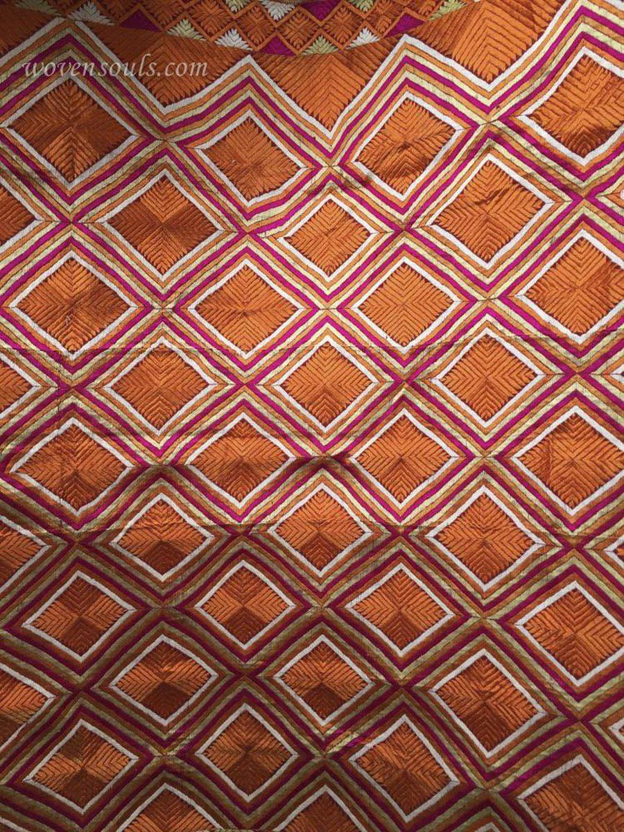 819 Bagh Phulkari - Diamonds with Borders-WOVENSOULS-Antique-Vintage-Textiles-Art-Decor