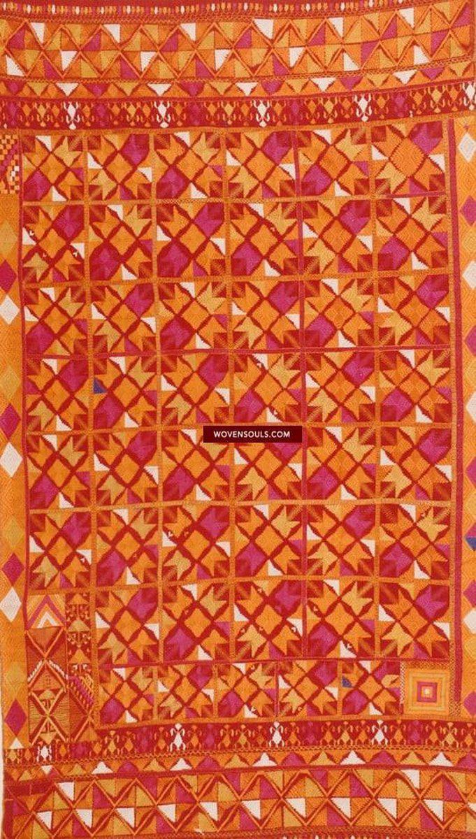 826 Phulkari Bagh with superb Nazar Butti-WOVENSOULS-Antique-Vintage-Textiles-Art-Decor