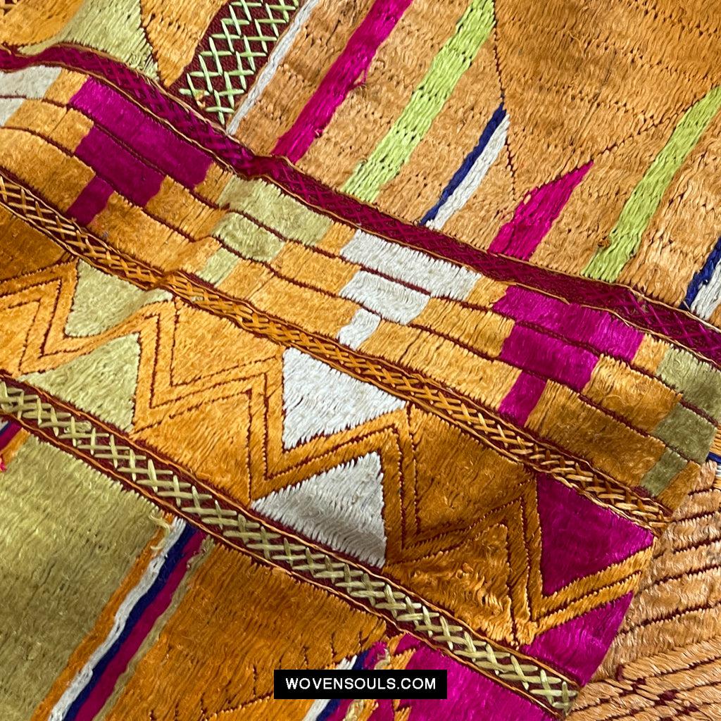 837 Creative Art - Large Layout Bagh Phulkari-WOVENSOULS Antique Textiles &amp; Art Gallery