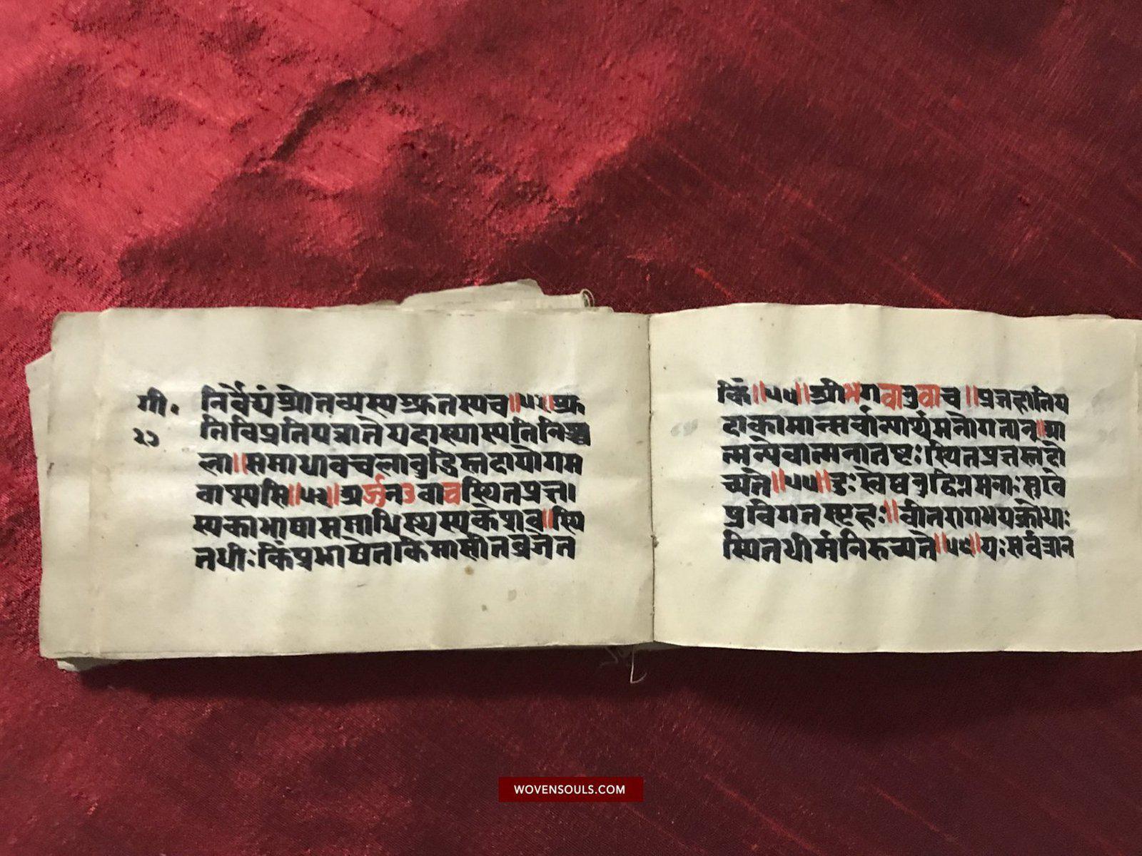 9008 Old HIndu Bhagavat Purana Manuscript with Illuminated Paintings-WOVENSOULS-Antique-Vintage-Textiles-Art-Decor