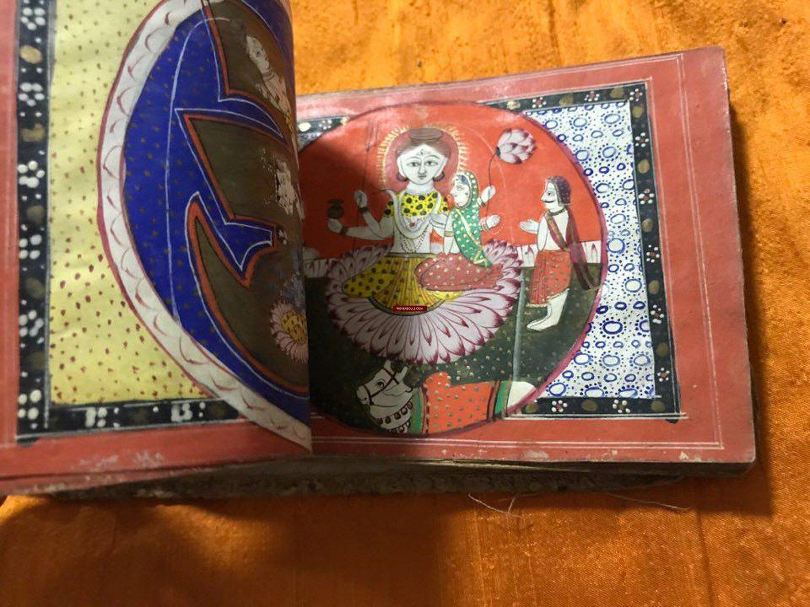 9018 - SOLD - Indian Hindu Manuscript with Sanskrit Verses by VED VYAS - Cloth Binding-WOVENSOULS-Antique-Vintage-Textiles-Art-Decor