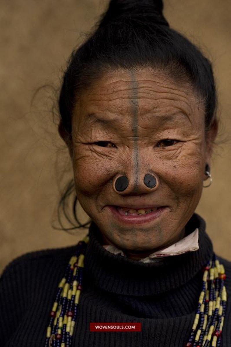 Portraits - Apatani Tribe Arunachal Pradesh - WOVENSOULS Antique ...
